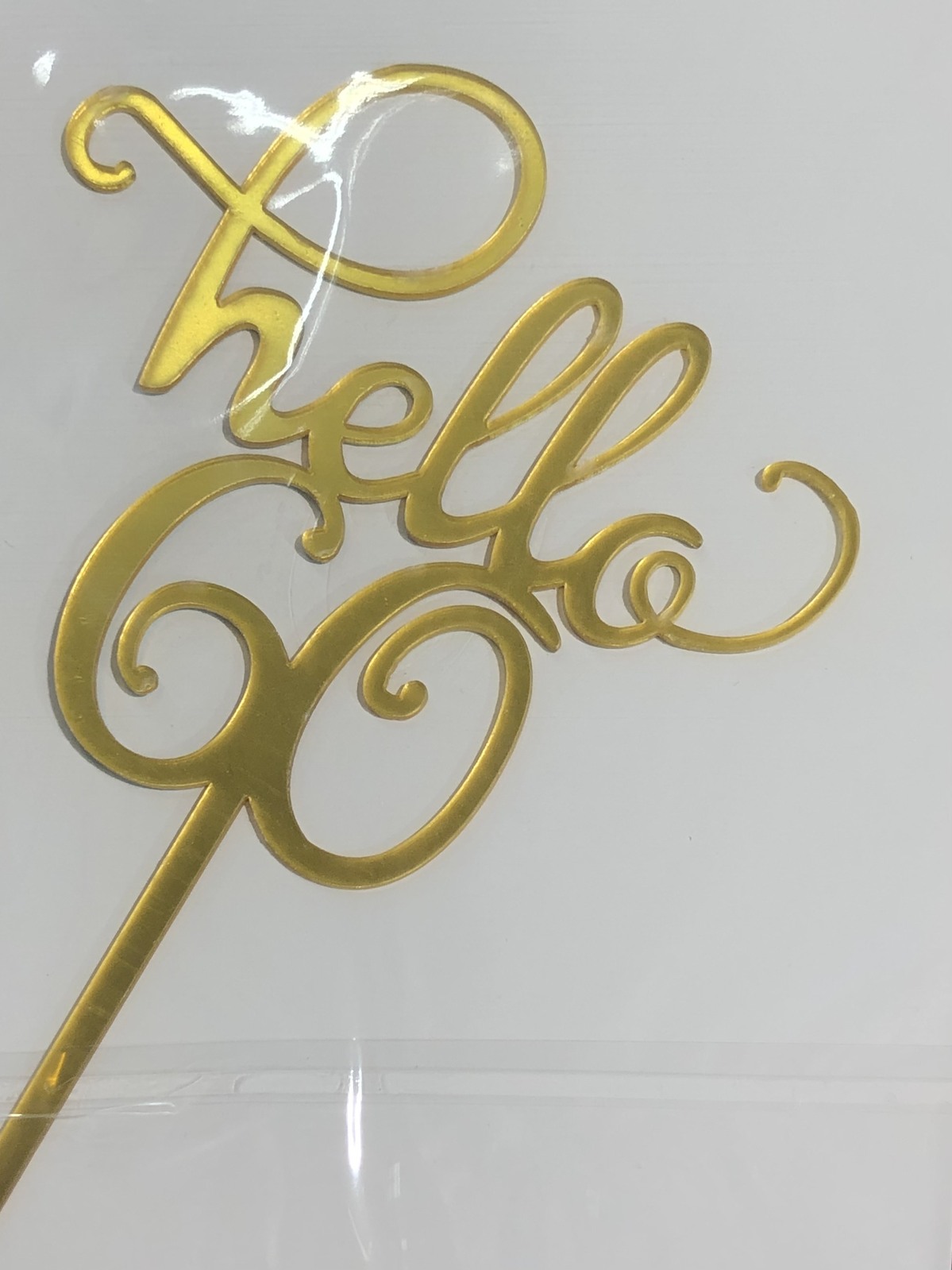 DT CUPCAKE TOPPER HELLO - 6 CM, 60